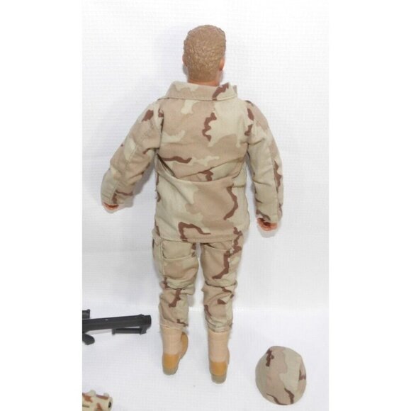 G.I.JOE action figure 11" doll with parachute, backpacks & weapons HASBRO 1996 - Picture 3 of 4